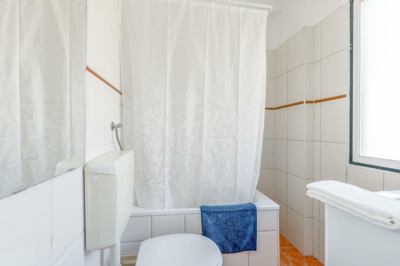 Alfama Spacious And Central Amazing Apartment, By Timecooler Lisbona Esterno foto